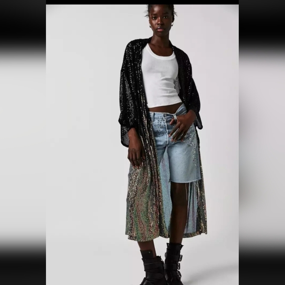 Free People PARTY ON KIMONO, Black&Silver Sequins - Picture 2 of 4